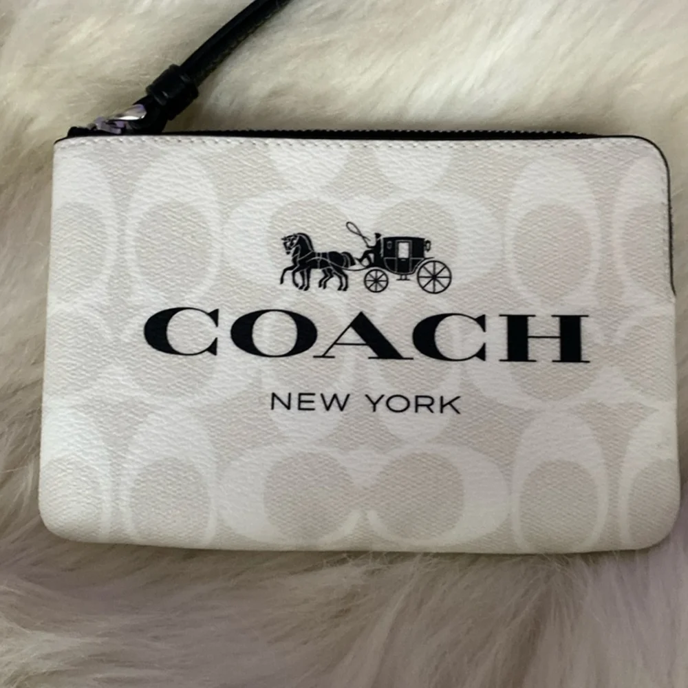 Authentic Coach NWT White & Black Clutch w/ Logo and Wrist Strap